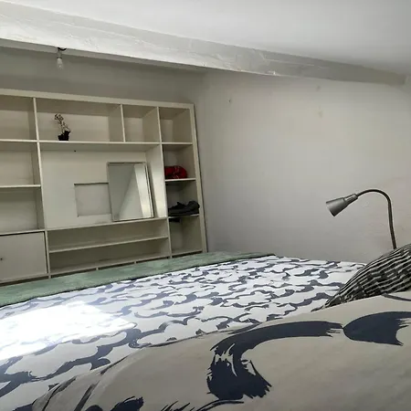 Attic Double Bed Kwatera prywatna Lizbona
